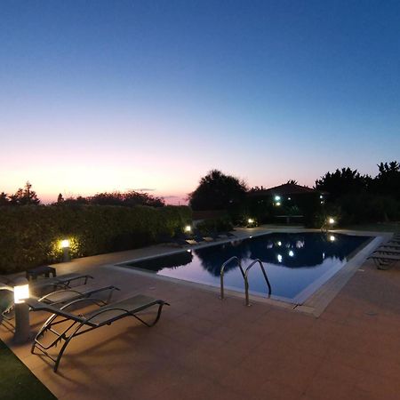 Orchard Blossom Private Villa With Pool Phrenaros 外观 照片