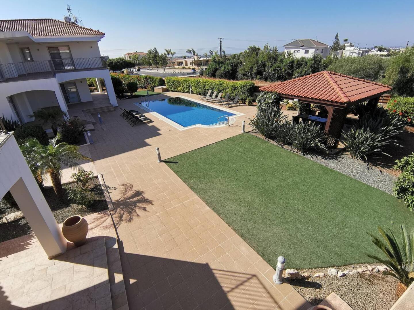 Orchard Blossom Private Villa With Pool Phrenaros 外观 照片