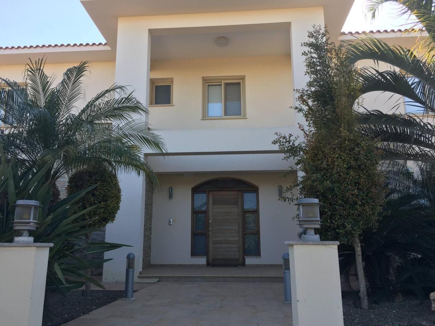 Orchard Blossom Private Villa With Pool Phrenaros 外观 照片