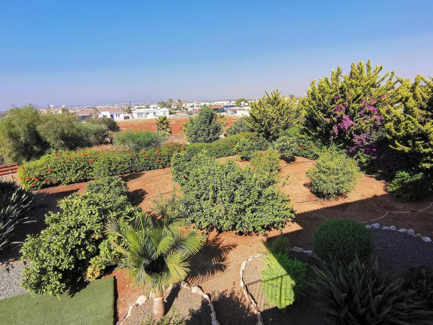Orchard Blossom Private Villa With Pool Phrenaros 外观 照片