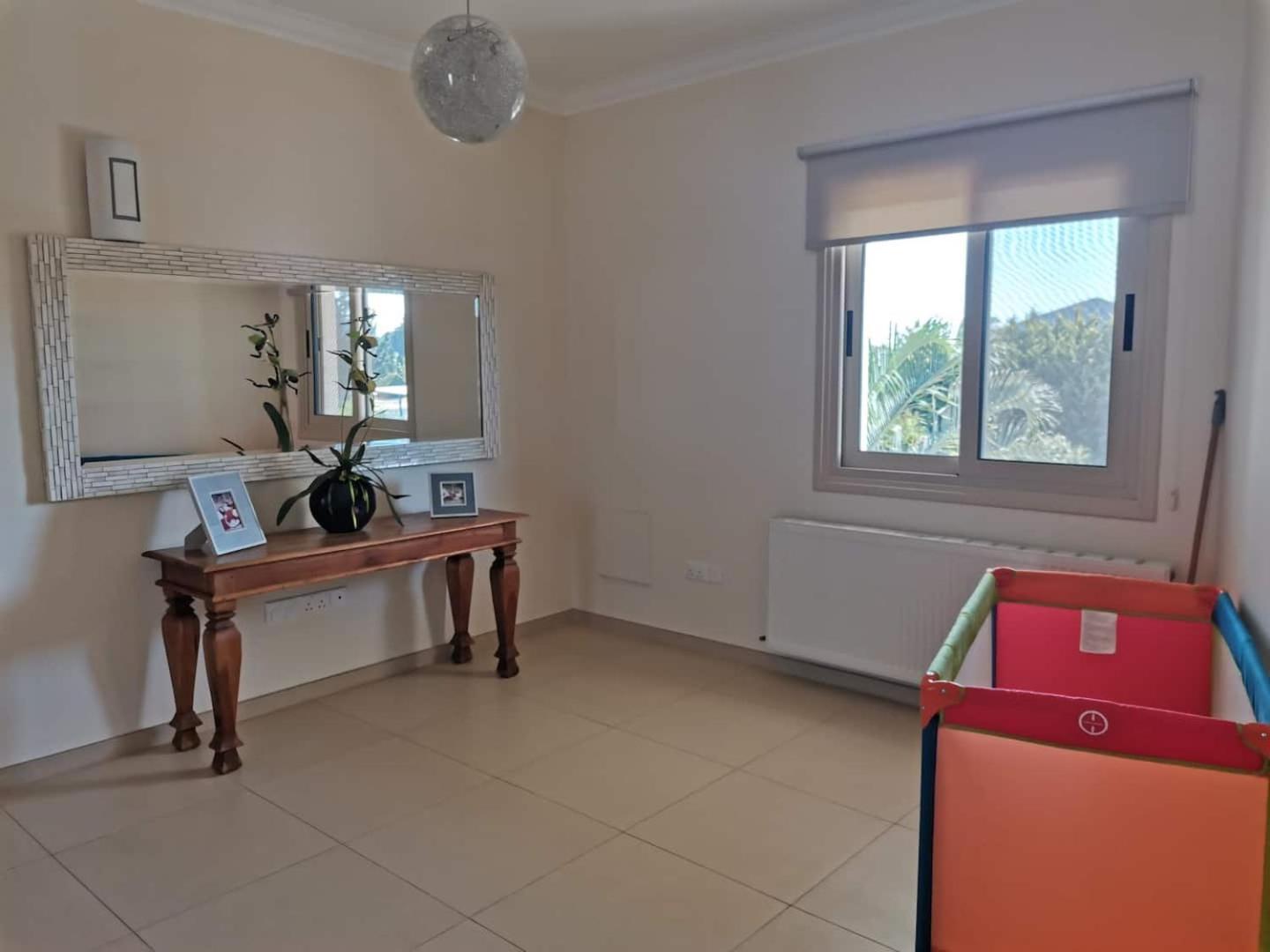 Orchard Blossom Private Villa With Pool Phrenaros 外观 照片
