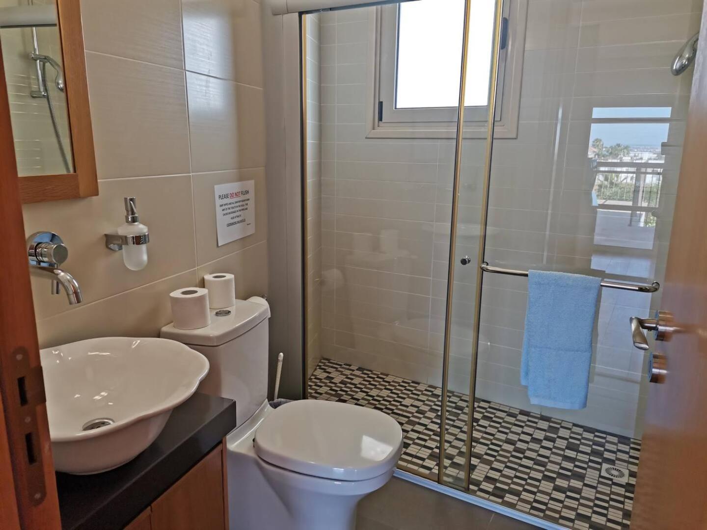 Orchard Blossom Private Villa With Pool Phrenaros 外观 照片