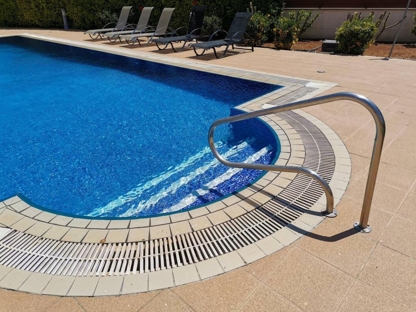 Orchard Blossom Private Villa With Pool Phrenaros 外观 照片